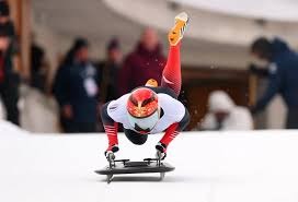 英超积分榜：阿森纳2分领先曼城，维拉第3曼联第6利物浦第10